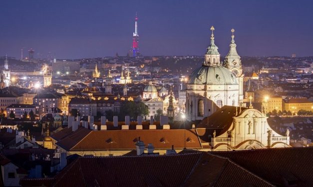 Noční Pražské věže 2017