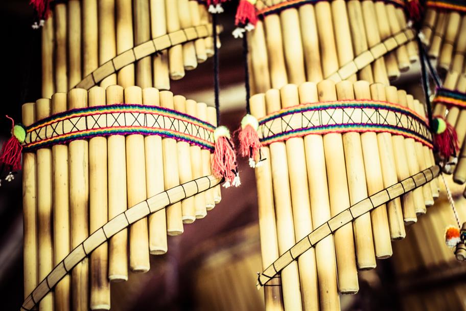 Festival „Božských fléten“ v rožnovském muzeu – poslechněte si světové hráče na Panovu flétnu