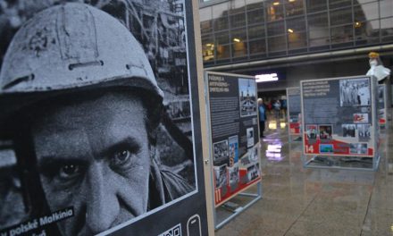 Komunismus a jeho epocha – venkovní výstava na náměstí Václava Havla v Praze