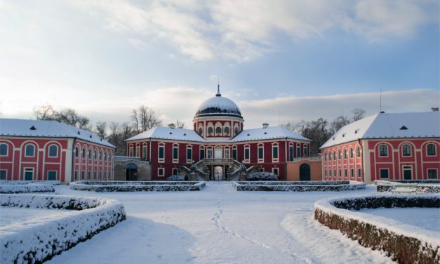 Vánoční programy pro školy na zámku Veltrusy