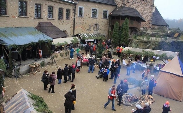 Krušnohorské vánoční trhy na hradě Loket