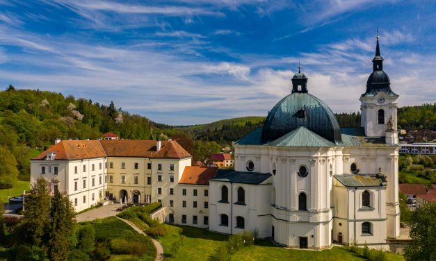 Svatební jarmark Křtiny