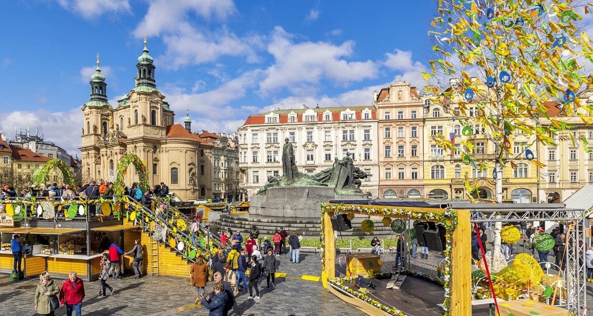 Velikonoční trhy na Staroměstském náměstí v Praze 2024