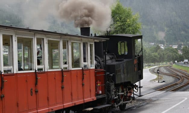 Jízdy historického motoráčku na Zubačce