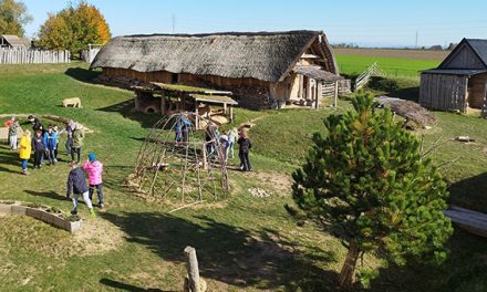 Dny živé archeologie v Archeoparku Všestary