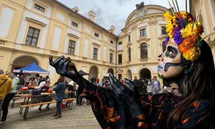 Zámecké dýňobraní ve stylu Dia de los Muertos