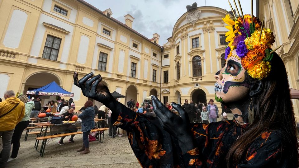 Zámecké dýňobraní ve stylu Dia de los Muertos