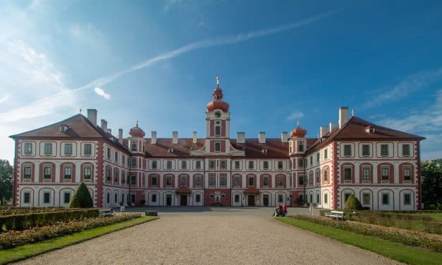 Festival Maják aneb Zámecká zahrada zázraků