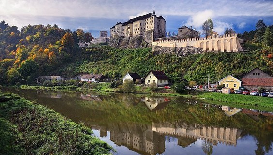 Komentovaná vycházka okolím hradu Český Šternberk