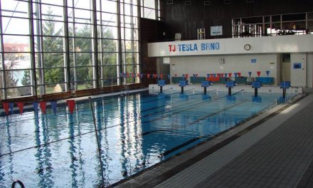 Plavecký stadion TJ Tesla Brno